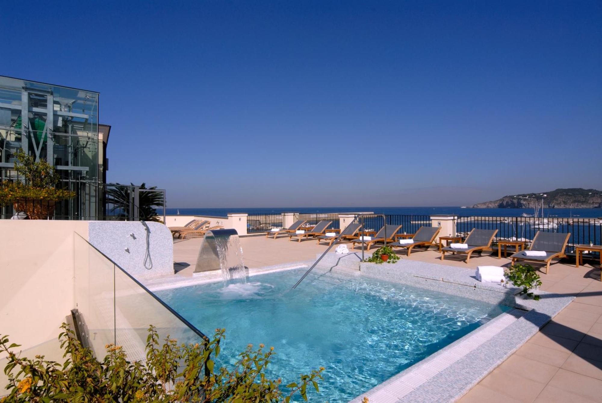 Hotel Villa Carolina Forio di Ischia Екстериор снимка